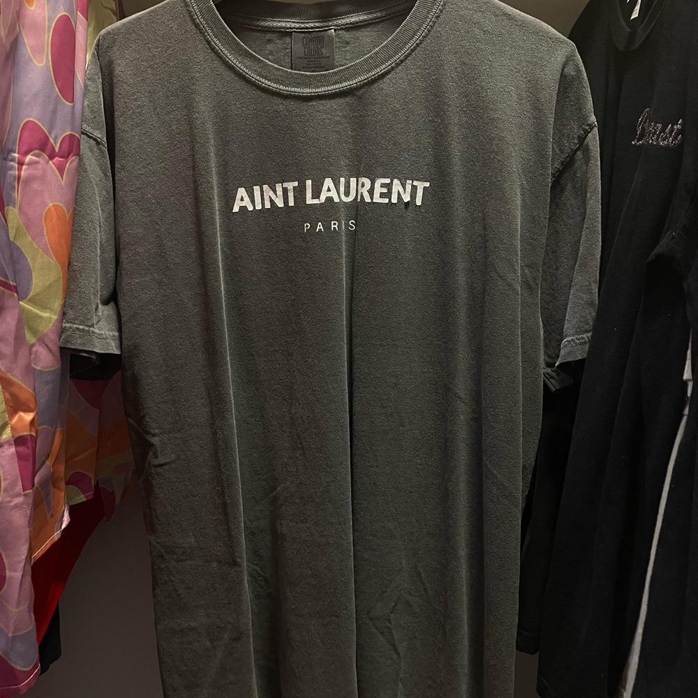 “Aint Laurent” grey tshirt
